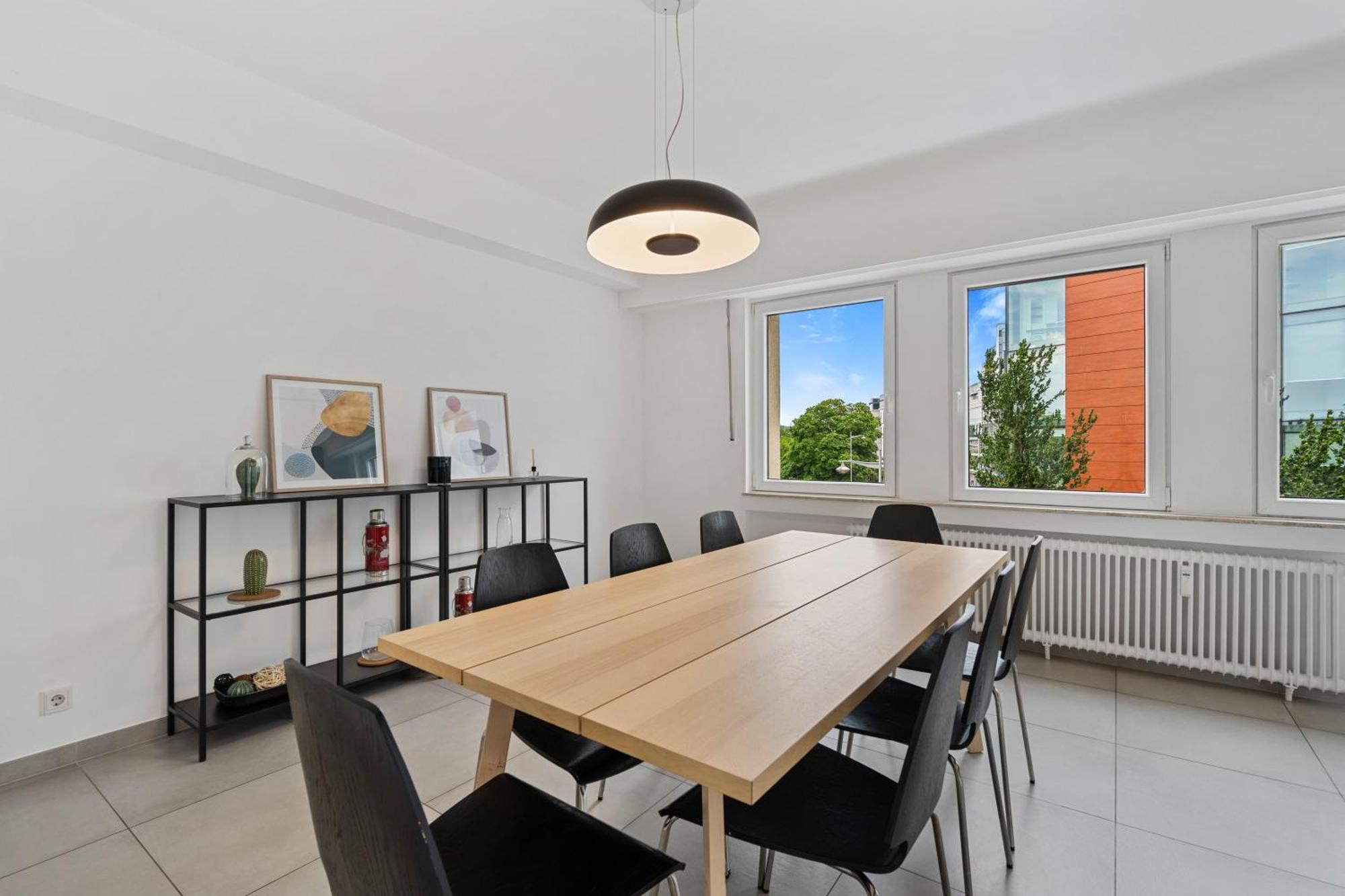 Central Lux 2Br Apt With City Views & Balcony Люксембург Экстерьер фото